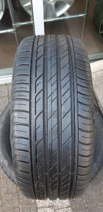 225/45R17 Bridgestone Turanza T001 para LATO 91V  K4