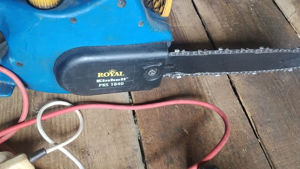 Продам бензопилкі