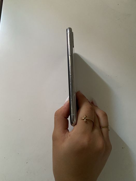 Iphone X ( 10 ) , branco