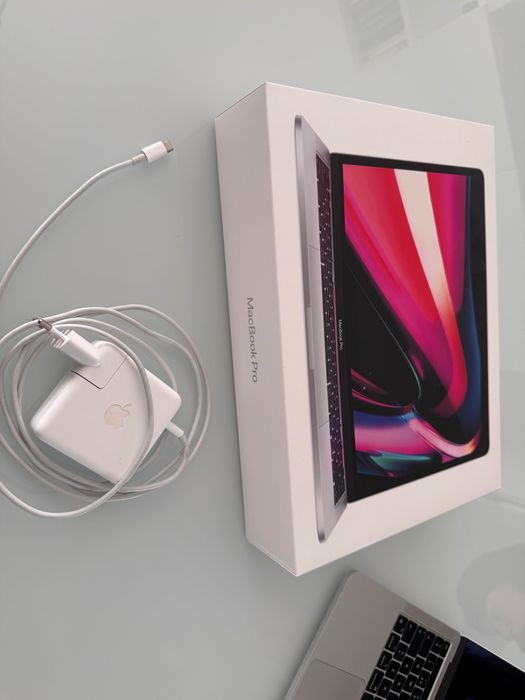 MacBook Pro M1 Portable, 13" – Immaculate64283906887297124