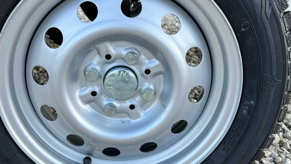 Причіп легковий двохосний (категорія В) 2,5 х 1,25 м борт 40см метал