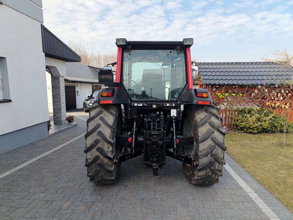 Massey Ferguson 4455 Valtra A