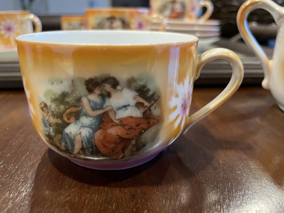 Serviço chá porcelana muito antigo