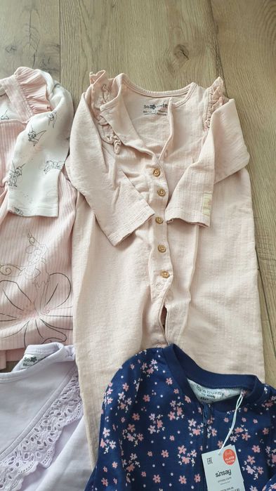 Paka ubranek dla dziewczynki