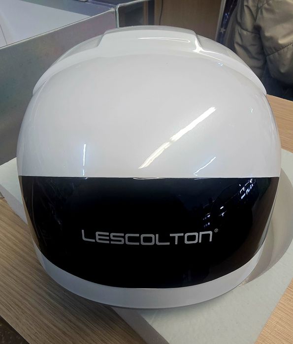 Hełm laserowy do stymulacji wzrostu włosów marki Lescolton, model LS-D613