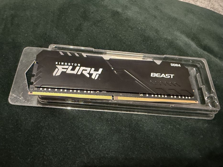 Memoria Ram Kingston Fury Beast RGB 16GB