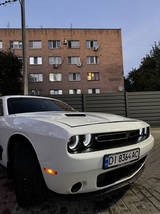 Продам Dodge Challenger