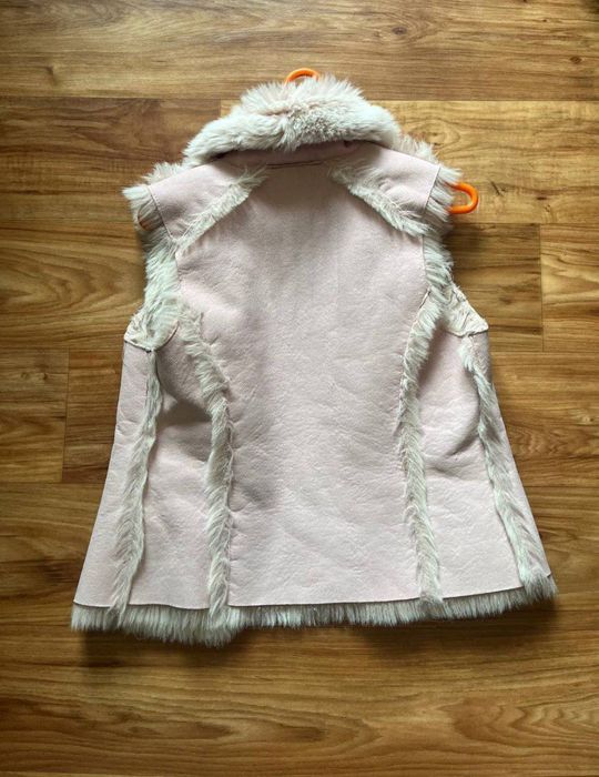 Жилетка в стиле y2k, стиль 2000х, розовая жилетка, мех, выворотный шов