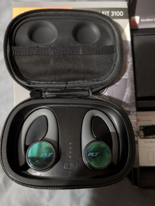 Plantronics BlackBeat Fit 3100