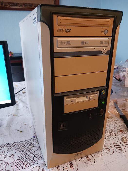 Vintage Computer427553380348078083