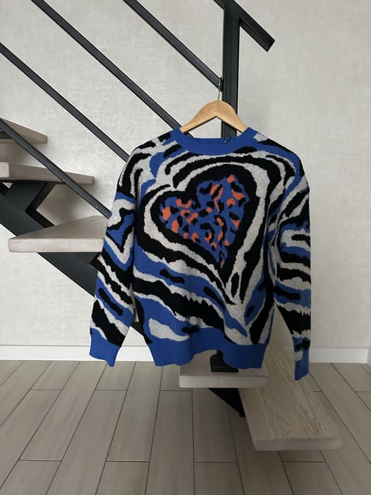 Теплий яскравий світер