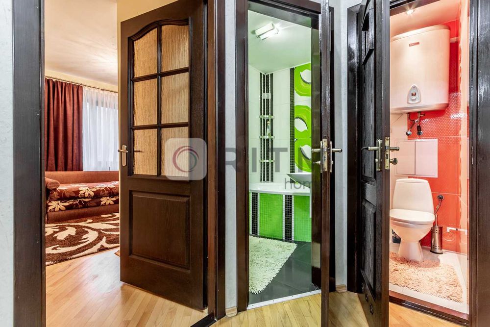 Продаж 3 кімнатна квартира з ремотом, Шевченківський район.