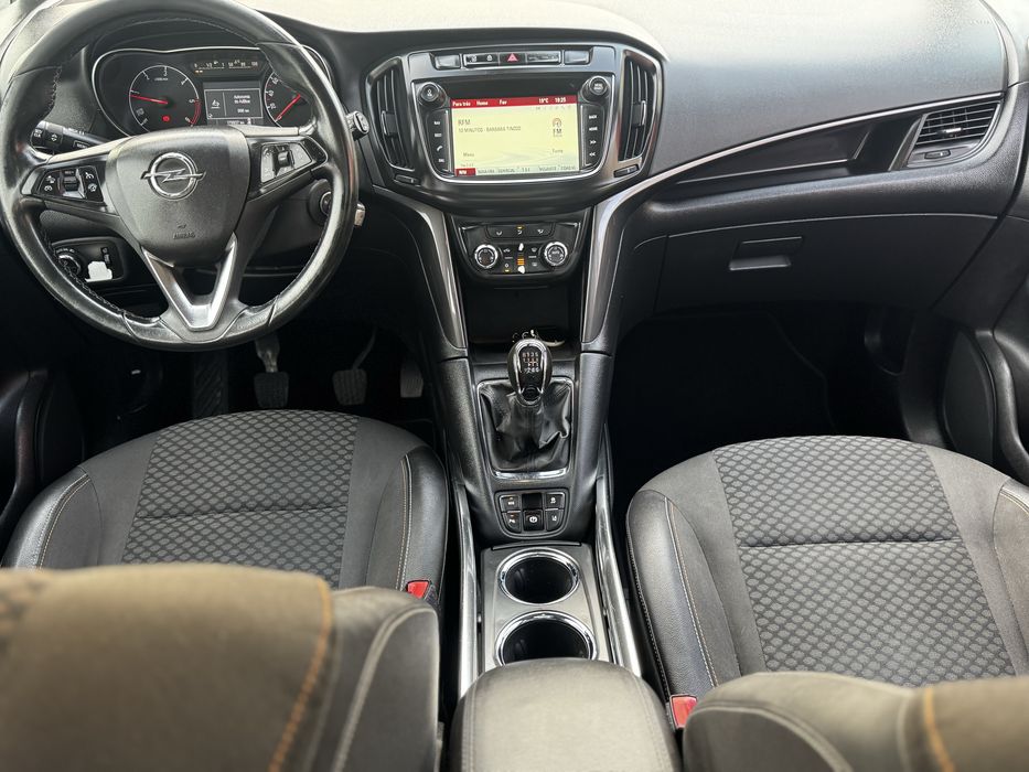 Opel Zafira 2.0 CDTI OPC Line 2016 |