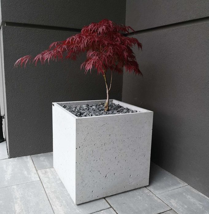 Całoroczne betonowe DONICE 50x50x50 do ogrodu > beton architektoniczny