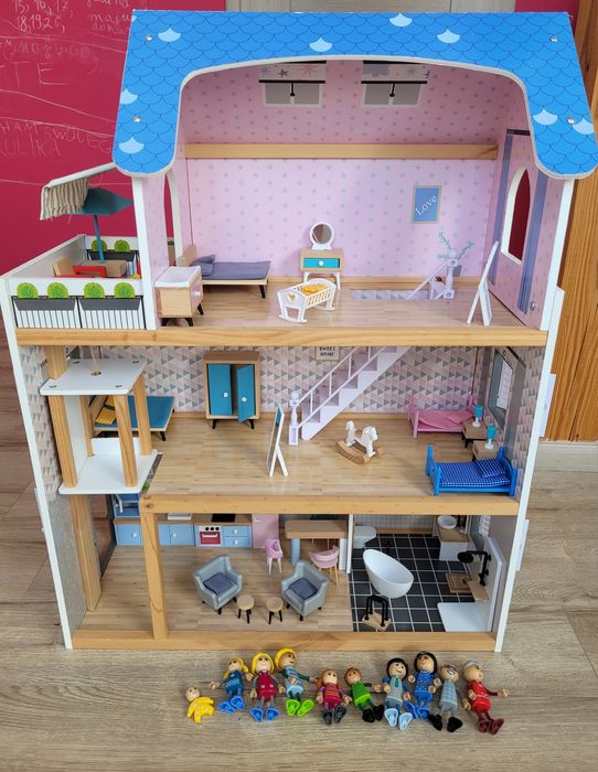 Domek Drewniany dla lalek Playtive