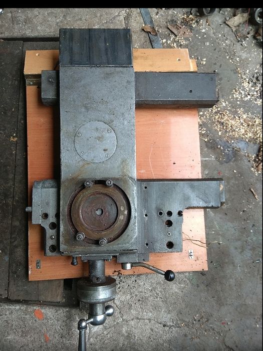 Передняя бабка  16Б16.