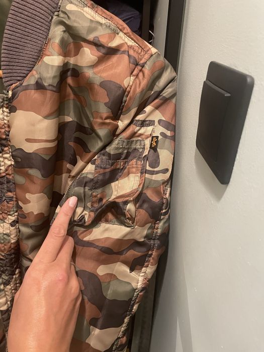 Бомбер Alpha Industries