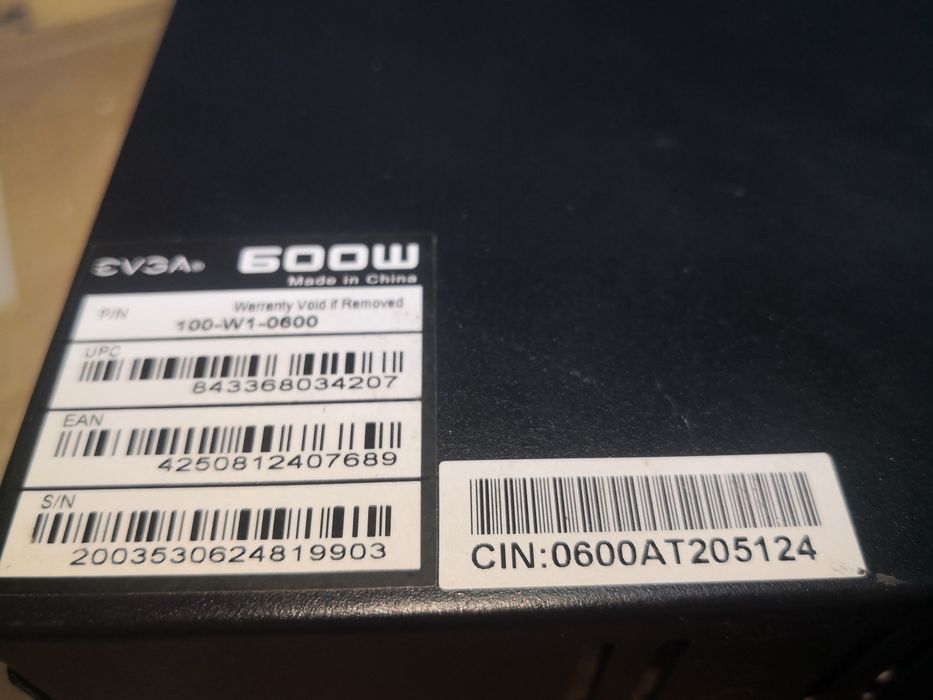 EVGA 600W 80+ — 100-W1-0600-K2 — Como Nova — Caixa Original