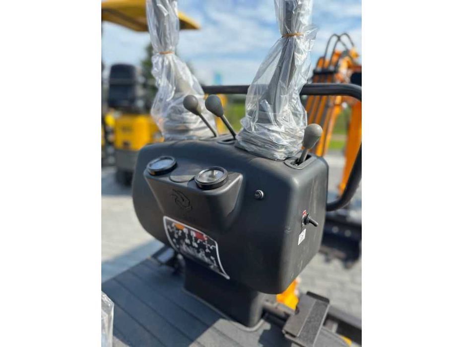 Гусеничний міні екскаватор NEX XN10 Rhinoceros