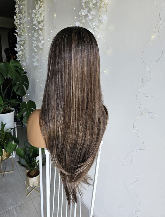 Długa peruka premium Miranda brąz blond refleksy naturalna fryzura