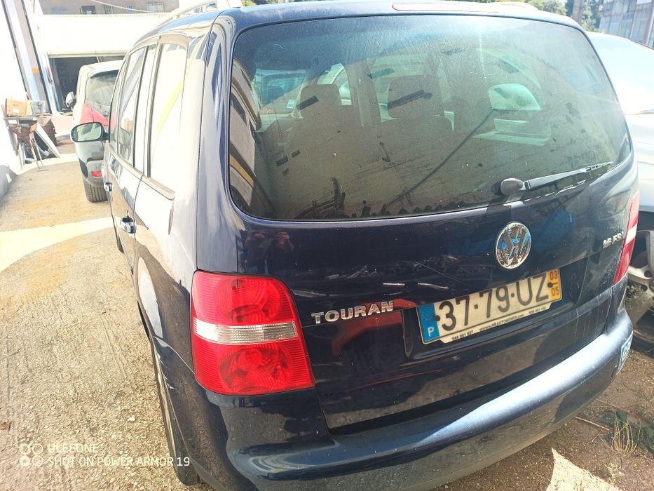 VW Touran 1.6FSI GPL — photo 2