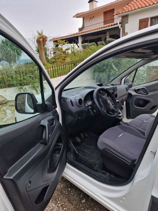 Peugeot partner 1.6 HDI - 3 Lugares