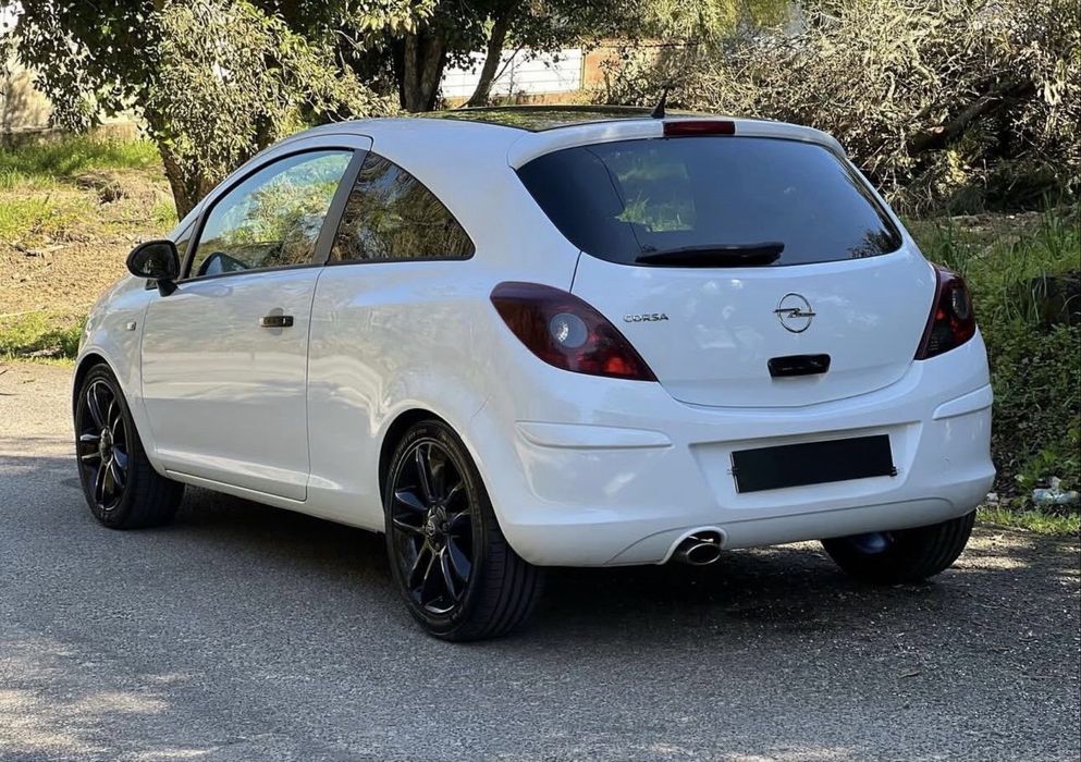 Opel corsa -D black edition