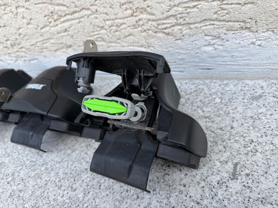 Belki dachowe Thule WingBar 961 118 cm + stopy Rapid System