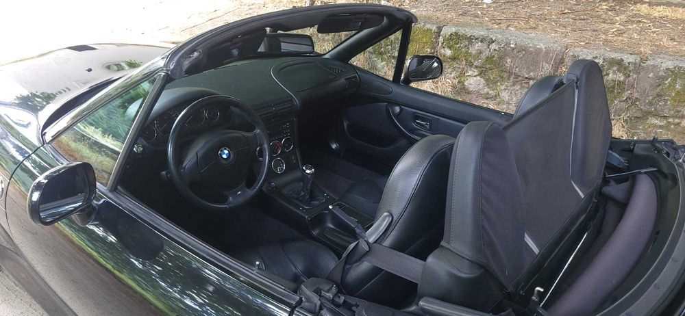 BMW Z3 2.8i – Potência Atmosférica e Estilo Clássico