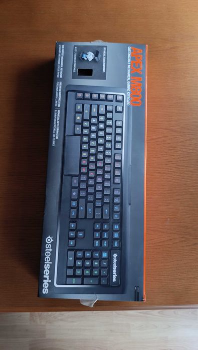 SteelSeries Apex M800 – w 100% sprawna, podświetlenie RGB