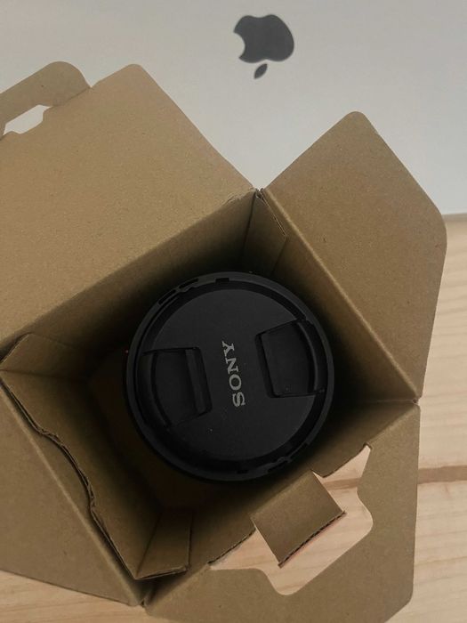 Sony FE 85mm f/1.8