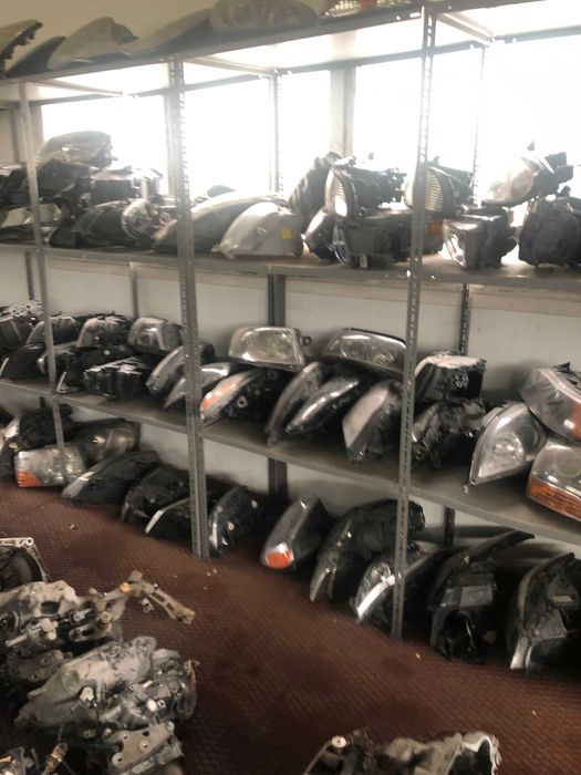 Vendo Lote Faros, Parachoques, Parrillas Audi, BMW, Ferrari, Porsche