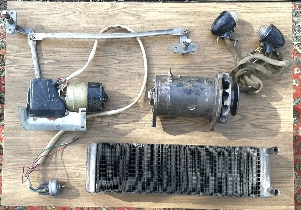 Сигналы для газ-21 волга и другие запчасти..