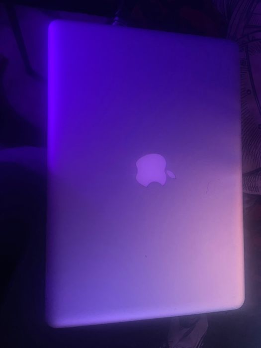 Apple MacBook Pro 13. 2011
