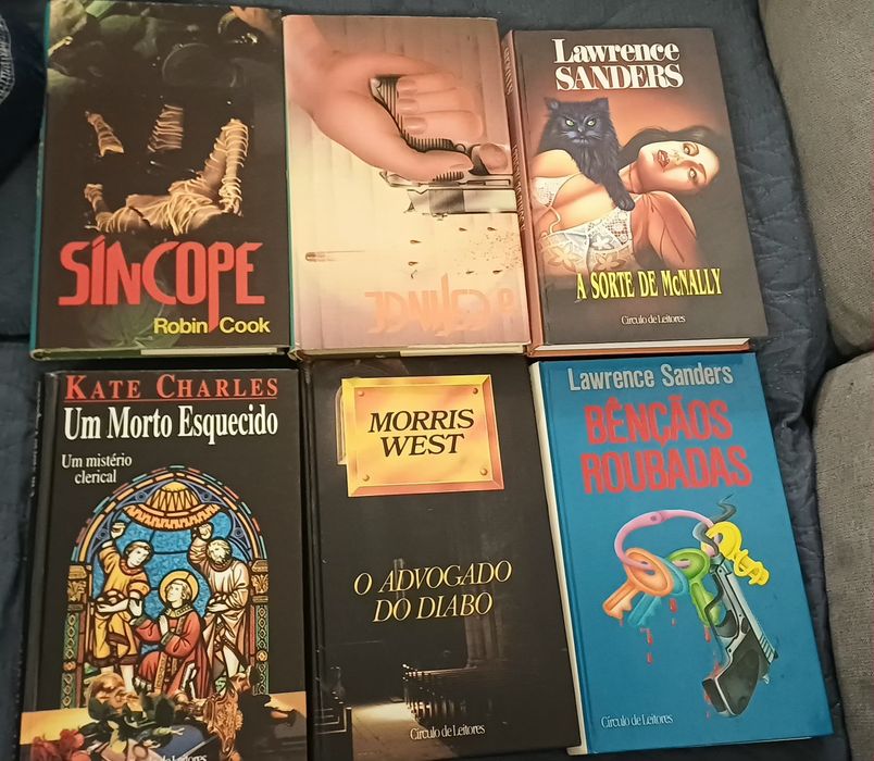 Livros em estado aceitável