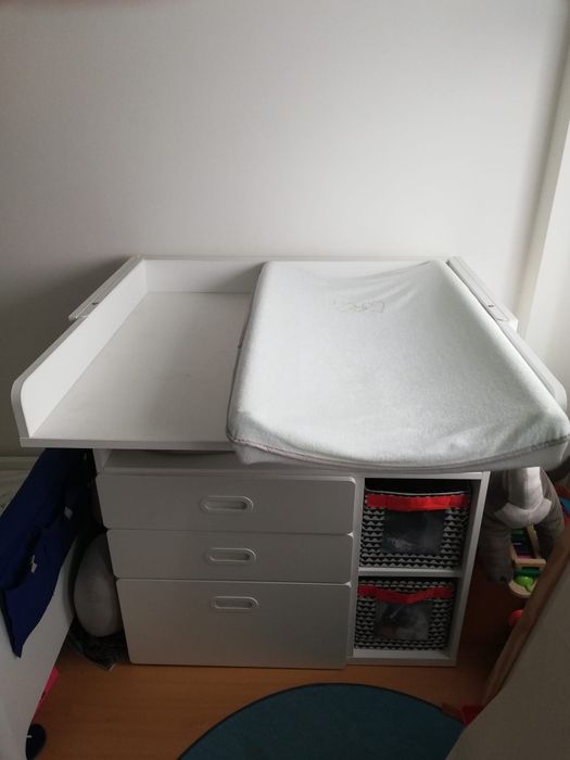 Arrumação mudar a fraldas