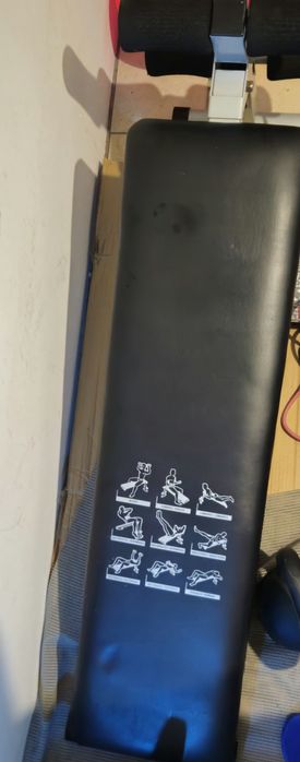 Banco de Abdominais e Musculação Domyos – Dobrável e Impecável