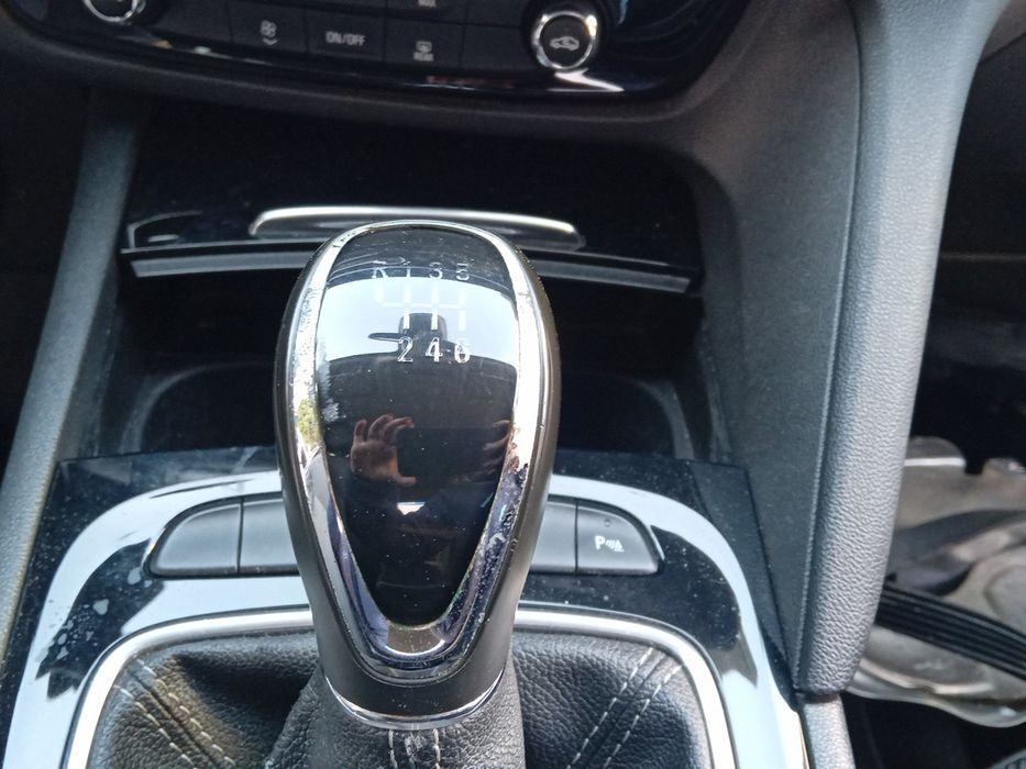 Moca / fole de mudanças OPEL Insignia B Grand Sport (Z18)