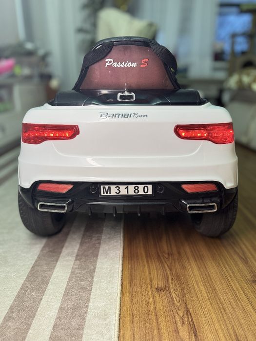 Дитячий електромобіль BMW (2 мотори по 30W) Bambi M 3180EBLR-1 Білий