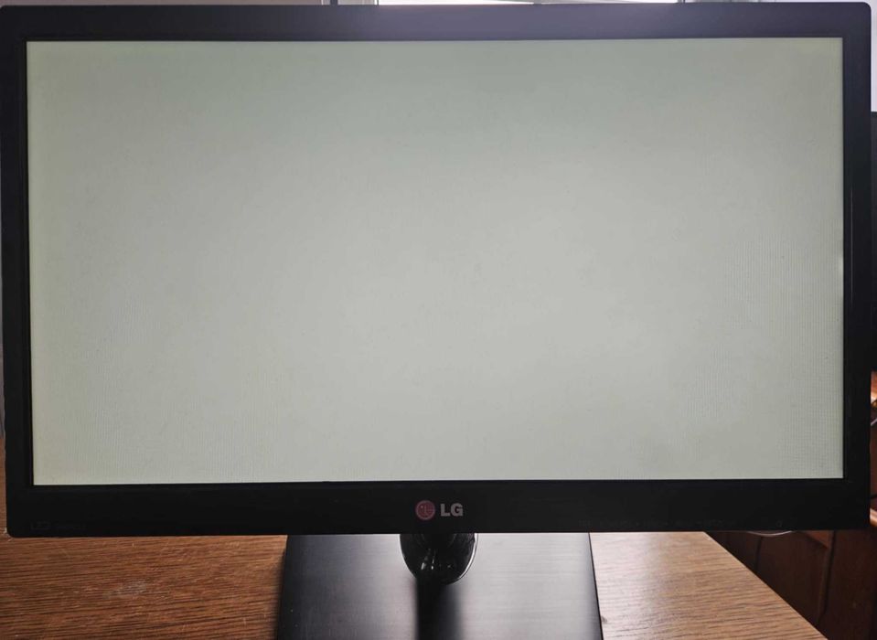 Monitor LG Flatron 20EN33SS - B