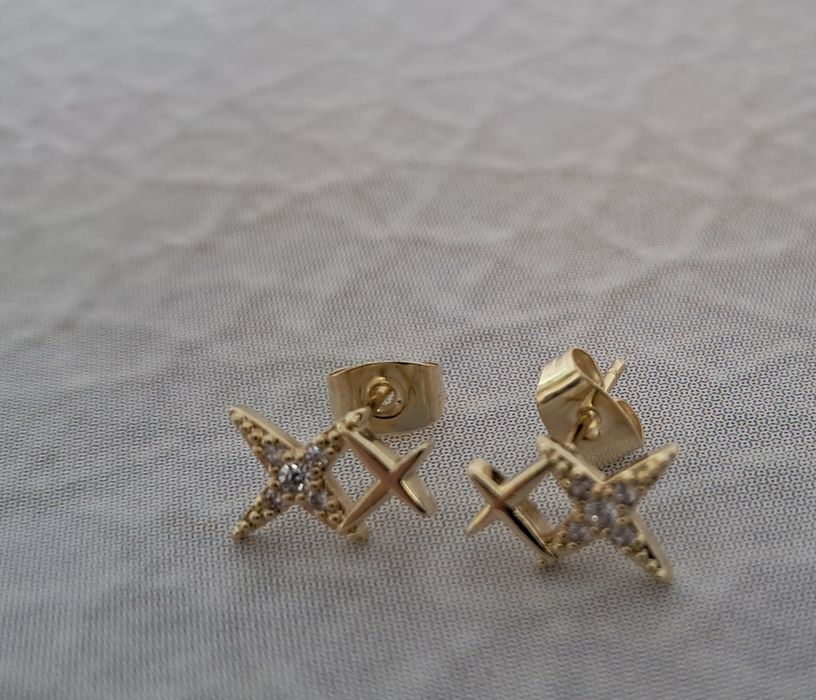 Nowe kolczyki gwiazdki