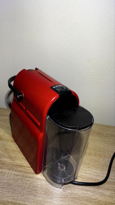 Maquina Nespresso - Inissia Red - Café Krups