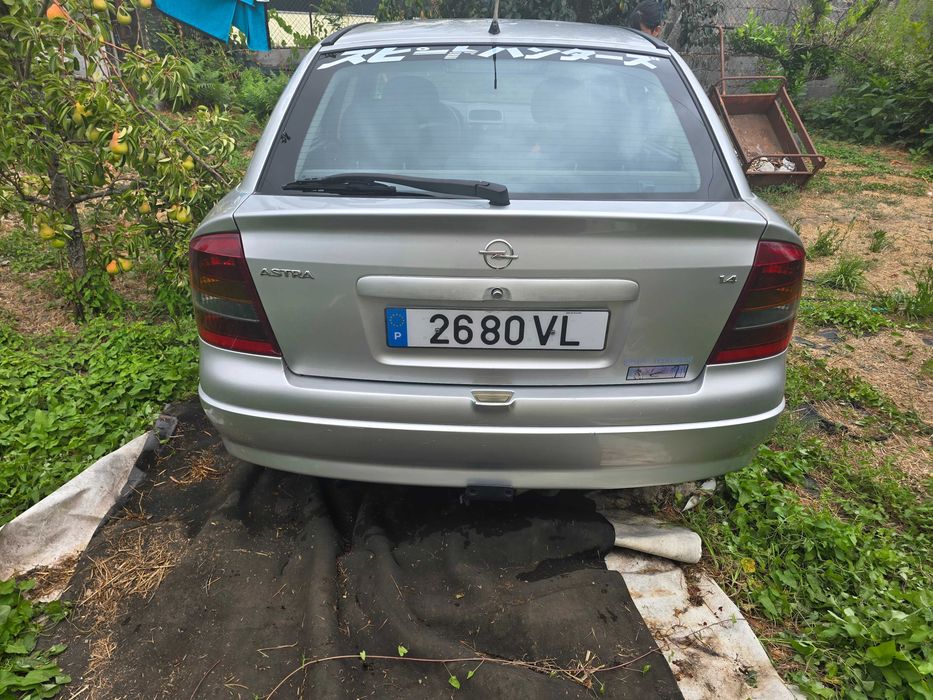 Opel Astra — fotografia 2