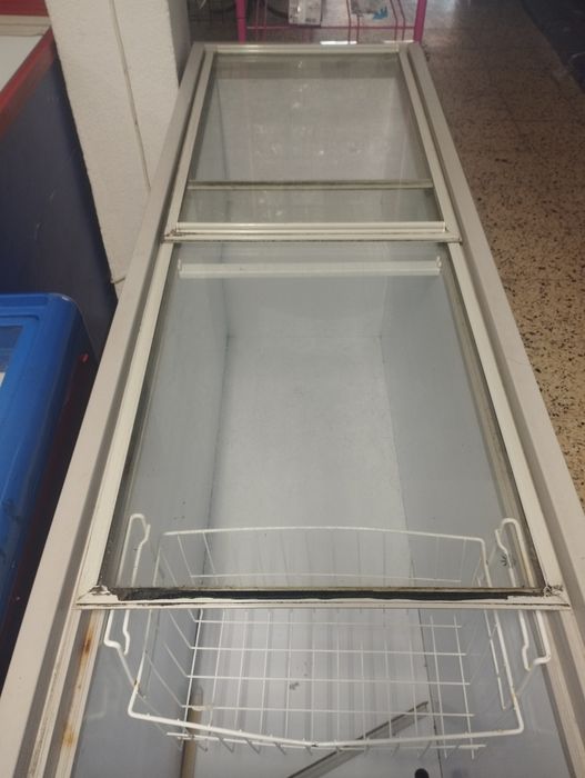 3 congeladores à venda