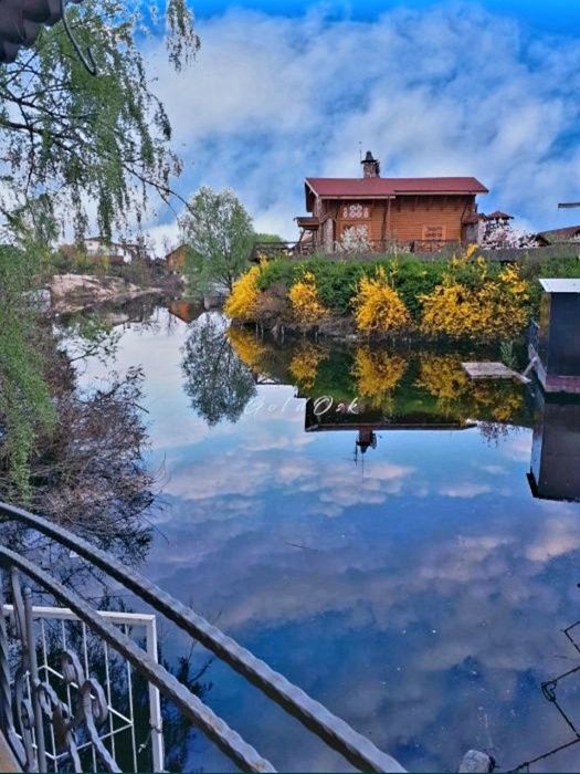 Здам будинок з виходом на затоку Дніпра. Газ.Камін.Сауна