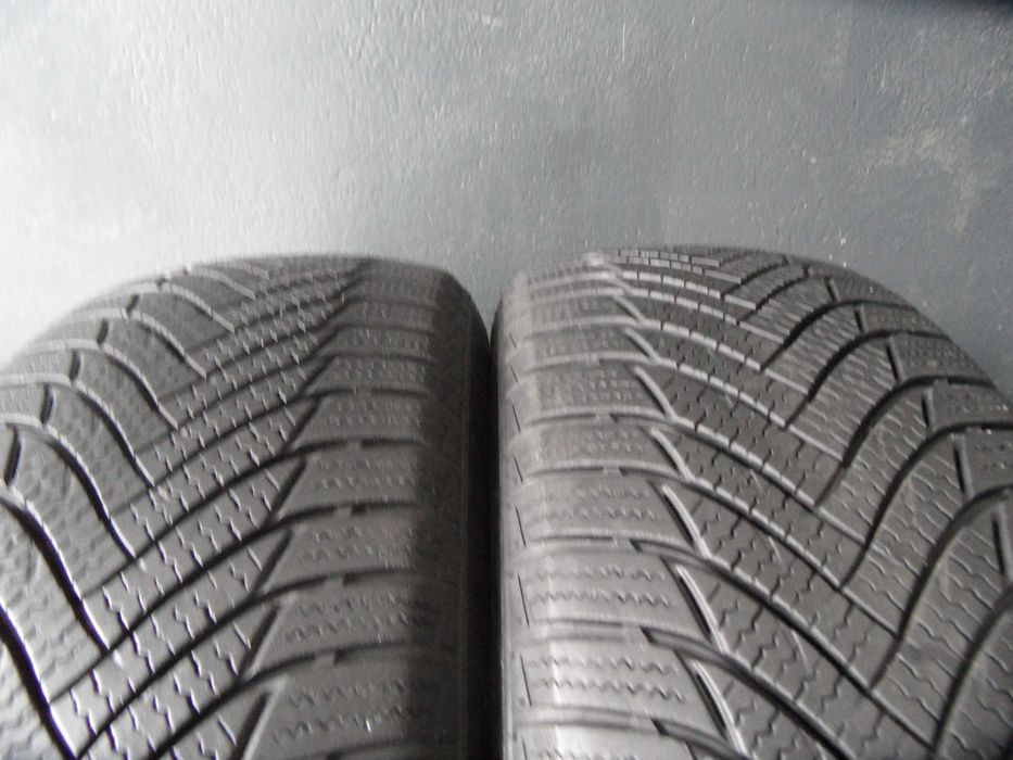 104 opony zimowe 215/65/16