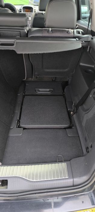 Opel Zafira — fotografia 8