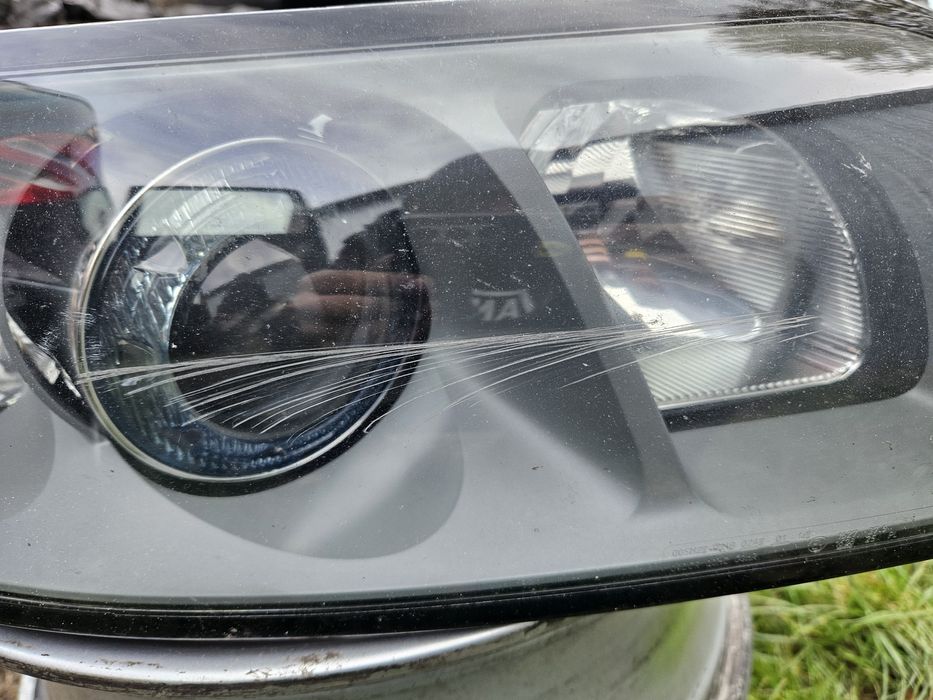 Lampa Prawa Przód Volvo S40 V50 Xenon EU Przedlift