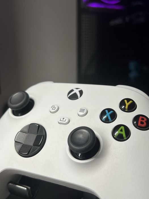Kontroler bezprzewodowy Xbox Series X/S (Robot White)