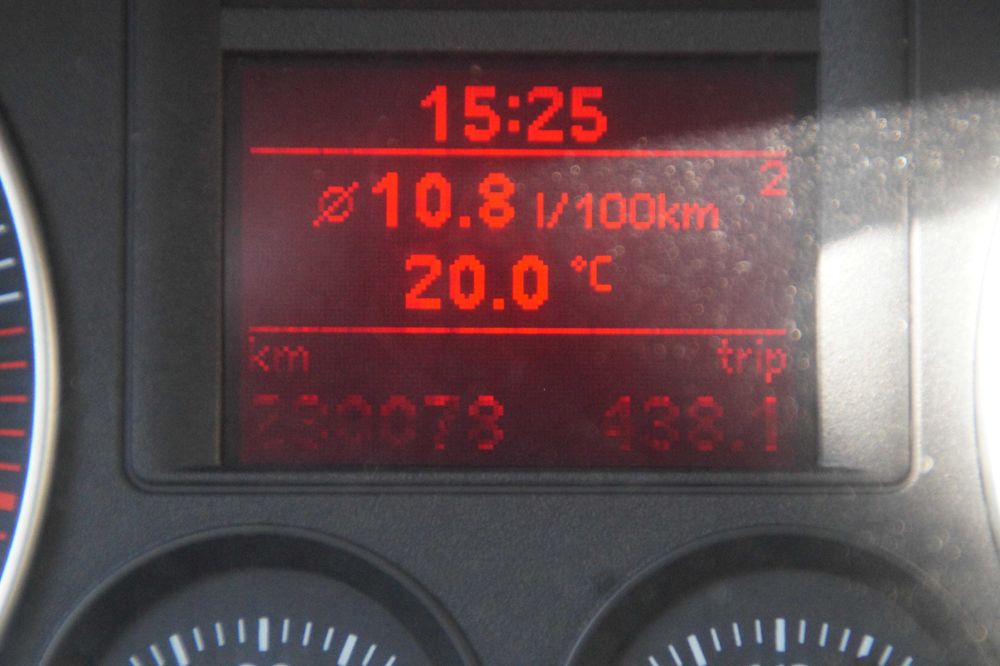 Volkswagen Golf V 2.0 FSI